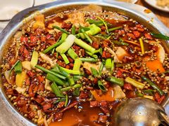 -乡土特色.冷锅鱼.牦牛肉汤锅