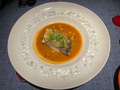 -弦月窗LUNETTE BY AMANDA(复兴路店)