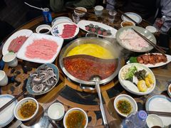 -小天鹅火锅·一线江景洪鼎旗舰店(洪崖洞店)
