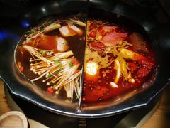 台式麻辣锅-湊湊火锅·茶憩(杭州湖滨银泰in77店)