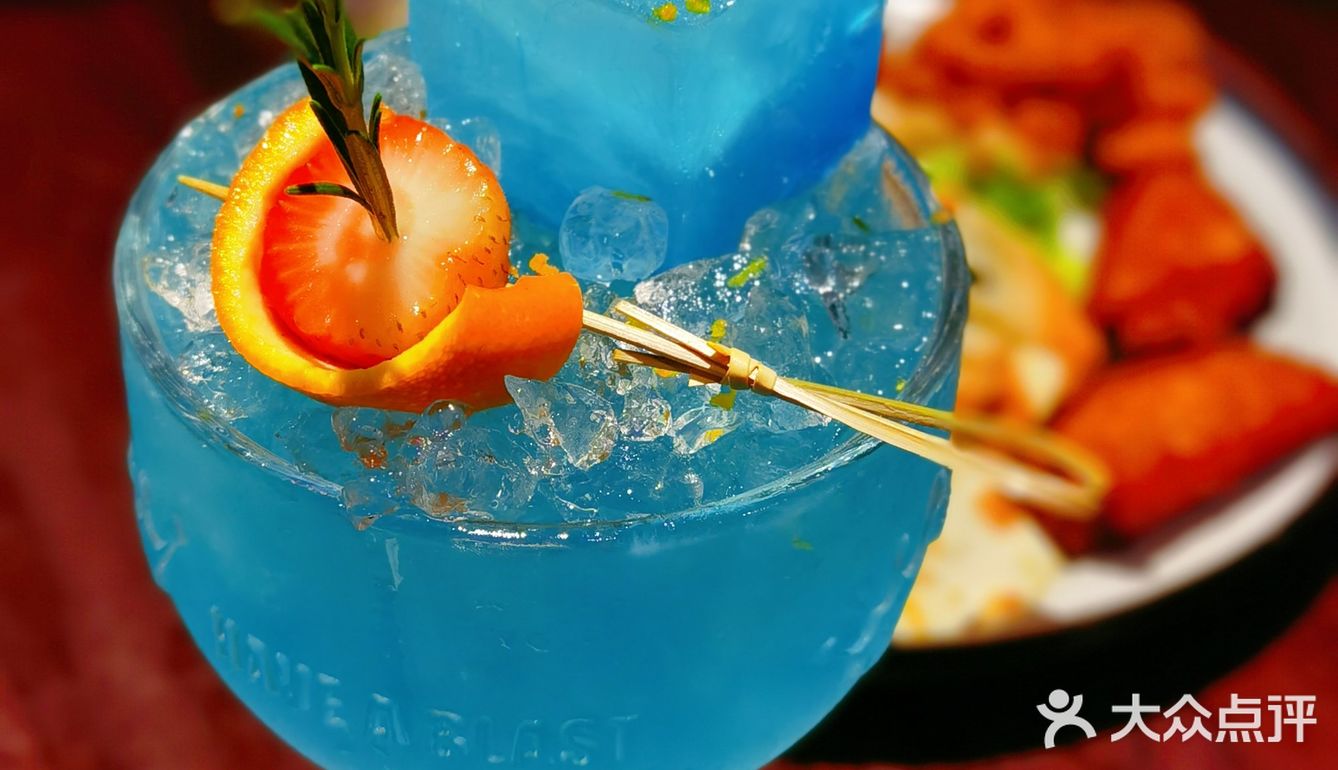 夏日微醺在蓝蛙 沉醉于新特调鸡尾酒