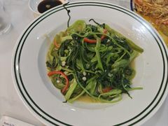 -明本湛江鸡•海鲜小厨(陈家祠店)