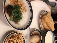 -正南齐北·老街糯米团(洪崖洞店)