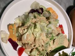 牛油果蔬菜沙拉-雀蓝川菜(奥体广场店)