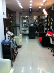 店里-一丁木造型