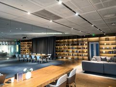 -蔚来中心(北京中关村店)