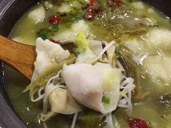 -周鱼小馆石锅酸菜鱼(活力汇店)