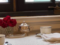 -Salon de Ville浦江汇(上海外滩华尔道夫酒店店)