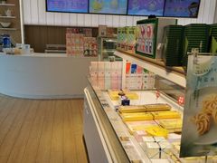 -好利来(万卉路店)