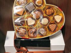 -Laderach 莱德拉(上海环贸iapm店)