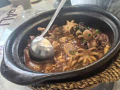 -巴厘龙虾·榜首油焖大虾(音乐学院·沿江酒馆店)