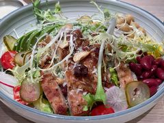 牛油果烤鸡沙律-卡朋西餐(悦汇城店)