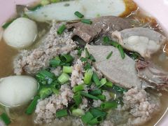 猪肉细米粉汤-榮泰米粉湯(Left Shop)