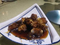 -铜锣湾·有麝自然香(重庆新天地店)