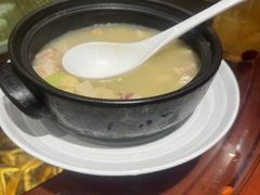 -金枝玉叶上海人家食府(三里河店)
