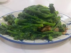 -明本湛江鸡•海鲜小厨(陈家祠店)