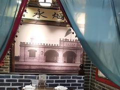 -东口码头·烧鸽子·鱼头泡饼·地方菜(金鹰悦城店)