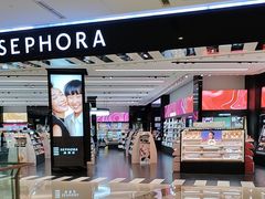-LuOne凯德晶萃广场(徐家汇路店)