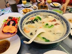 极品八宝鱼头皇-山外山菜馆(玉泉路店)