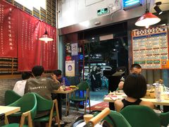 -芳村榕树头叹佬鸡煲(体育西店)