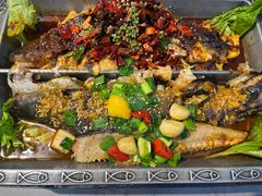 -集草轩·重庆麻辣烤鱼(西湖道店)