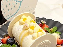 -潮一不贰·西式简餐·法式甜品(外滩店)