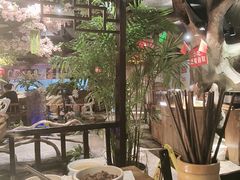 -城墙拐拐火锅(三峡广场黑金冠店)