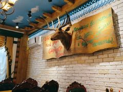 -米德维奇俄式西餐厅(西六道街店)