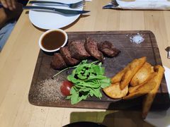 -LENBACH兰巴赫西餐啤酒坊(大连东港店)