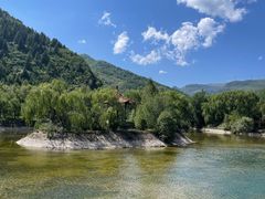 -芦芽山旅游度假区