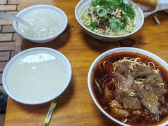 -汪胖子襄阳牛肉面(华丰路店)