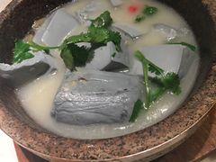长寿乡石磨手工黑豆腐-桂小厨广西菜(水晶城店)