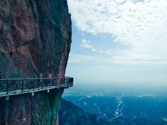 -玻璃桥景区石牛寨
