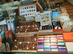 -猫的天空之城概念书店(杭州南宋御街店)