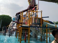-热带风暴水上乐园