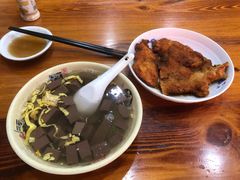 -上海特色小笼店(铁岭路90弄小区店)