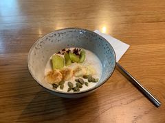 燕麦粥-Wagas沃歌斯(百盛优客店)