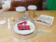 -藏猫猫咖啡主题馆(中央大道店)