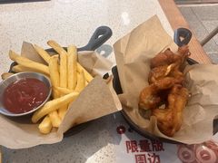 -必胜客(联投东方店)