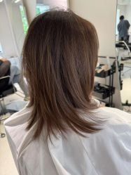 -SALON DE VANHADA