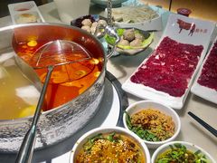 -左庭右院鲜牛肉火锅(浦江欢乐颂店)
