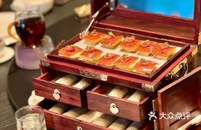 Xingyuan Four-Flavor Treasure Box Peking Duck
