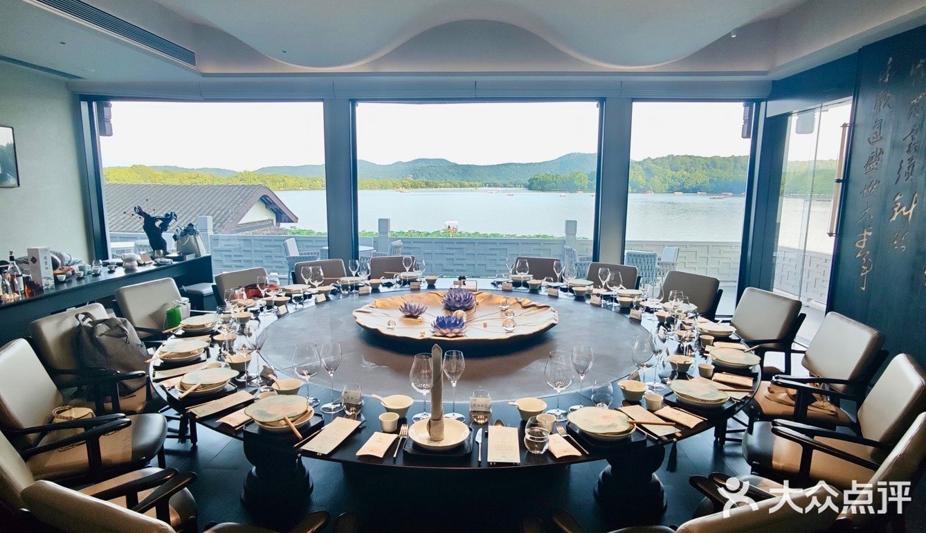 夏日赏荷限定，杭州人私藏20年的秘境餐厅‼️