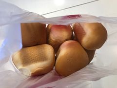 -白玉兰食品甜凤店(合生汇店)