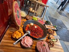 -周小明火锅(黑金冠社区店)