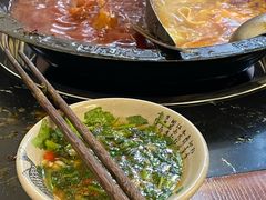 -重庆川渝肥妹火锅