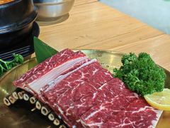 -汉城烤肉·黑金冠(华山路店)