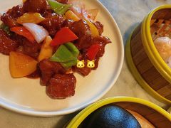 菠萝咕咾肉-蝴蝶里·粤菜·点心(龙湖天街&滨江店)