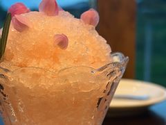-Chom Cafe and Restaurant