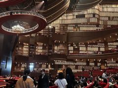 -交通银行前滩31演艺中心